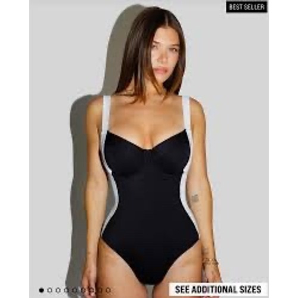 TA3 Brazilian Lifty Contour‎ Swimsuit XXS D/DD Black White Corset NWT Snatched